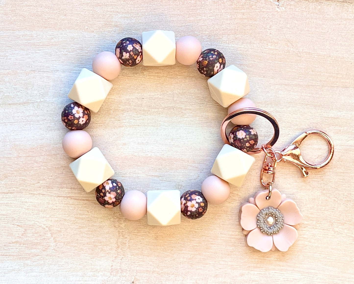 Boho Floral- Chunky Keychain Bracelet w/ Flower Charm